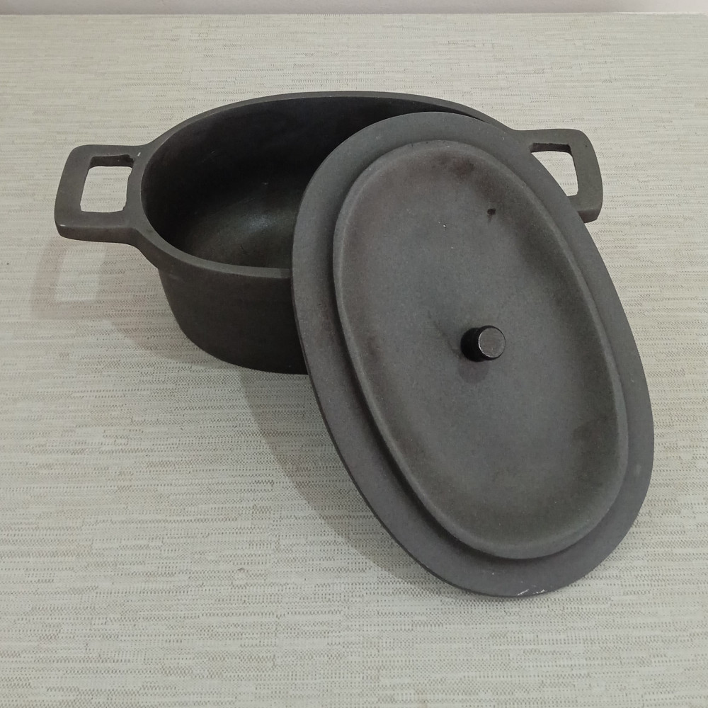 Cast Aluminium Oval Casserole 1 Oval Small Casserole - Image 1